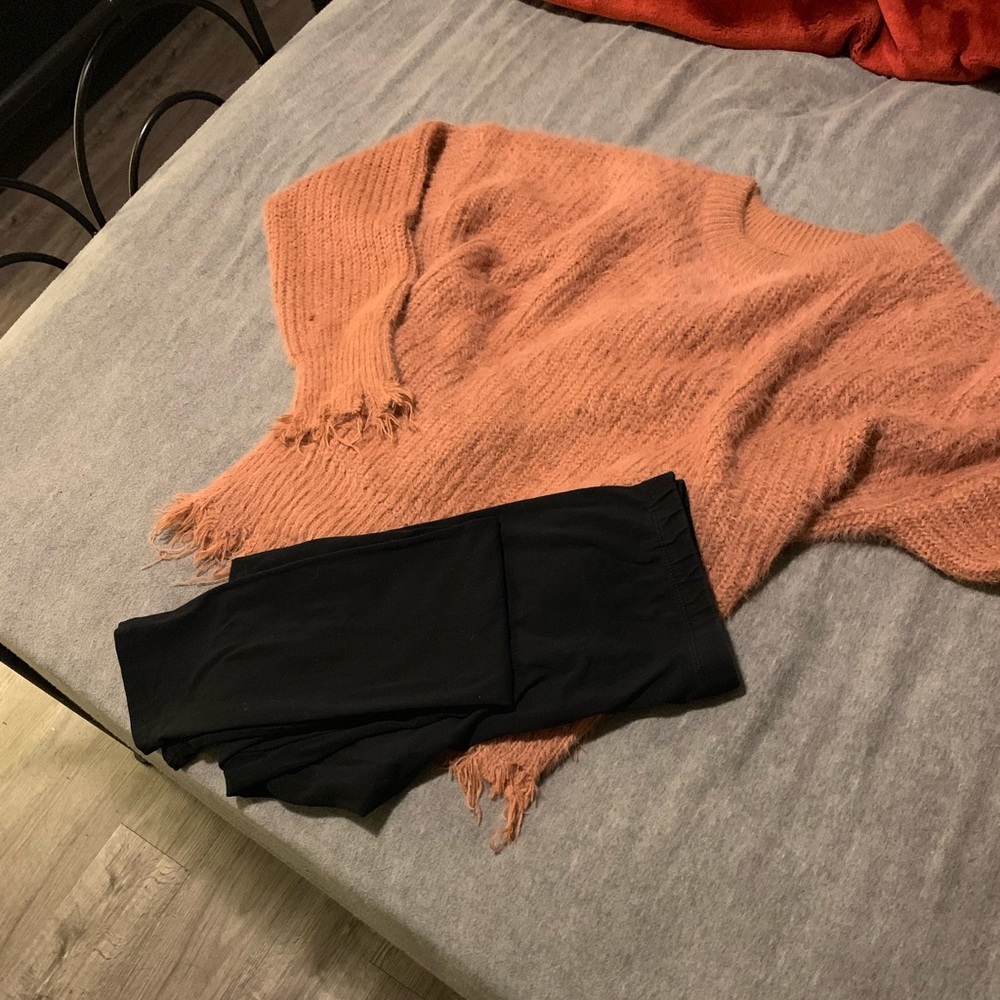 Super soft blush pink sweater forever 21